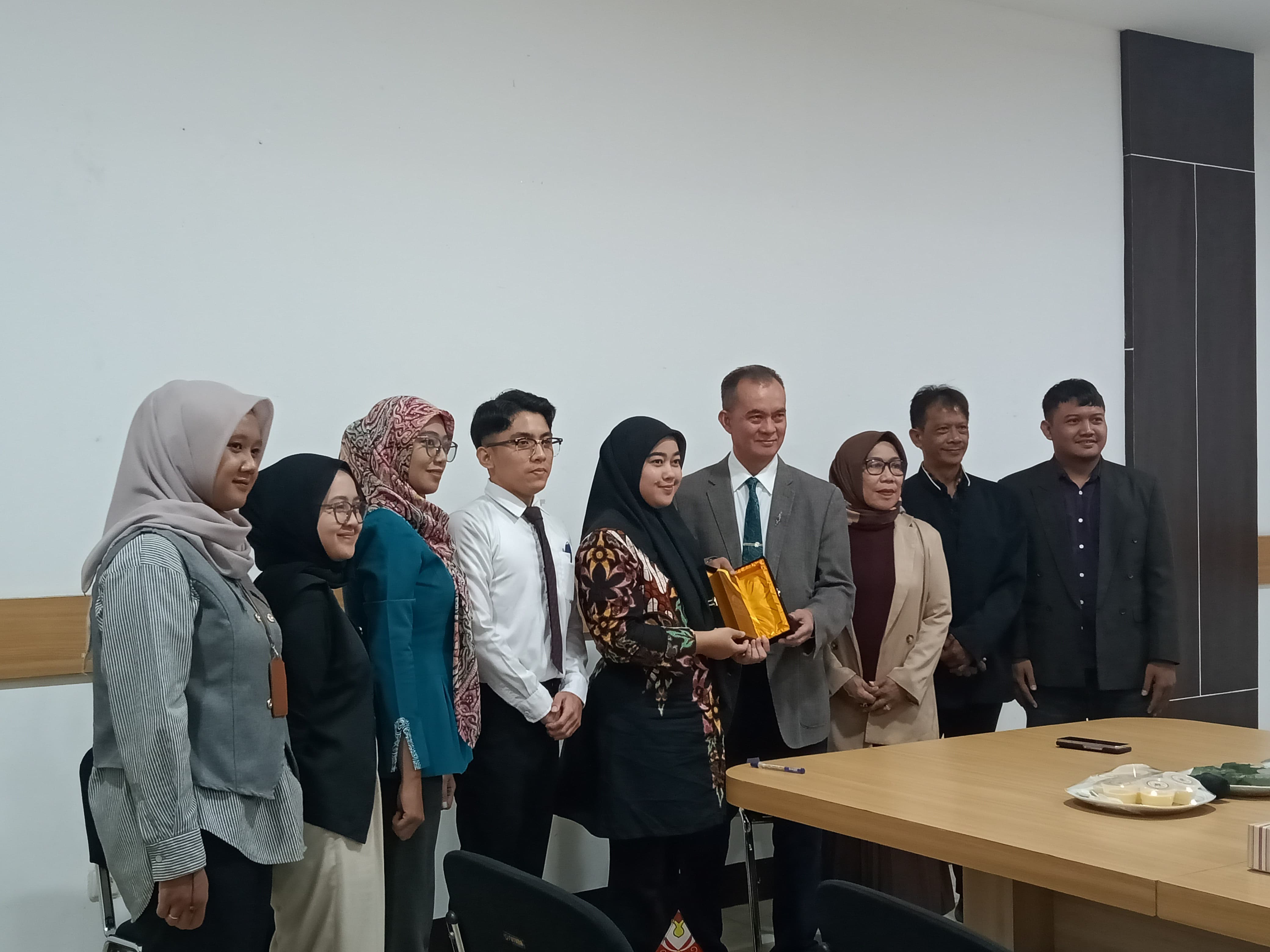 Kegiatan pengabdian masyarakat